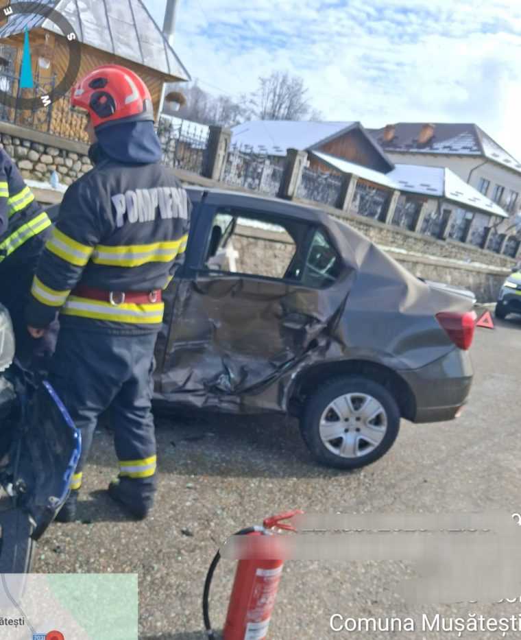 Accident în Argeș, la Mușătești. O rănită, luată cu SMURD-ul