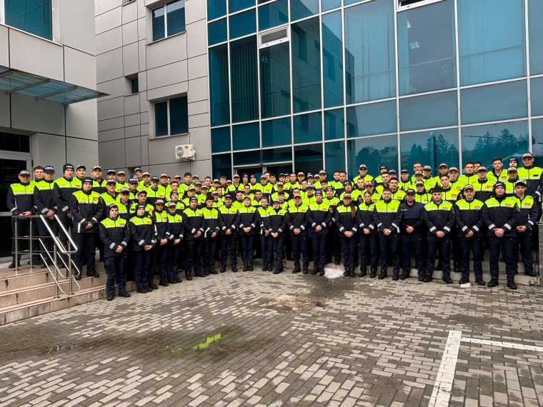 IPJ Argeș. Peste 100 de elevi ai Școlii de Agenți de Poliție fac practică la Ordine Publică și la Rutieră