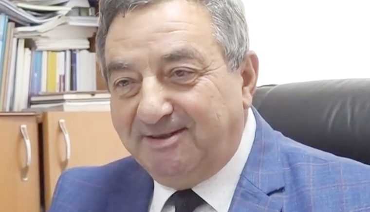 Radar muscelean! Stoeneşti. Deszăpezire pe cont propriu