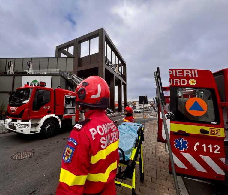 Exercițiu ISU la cel mai mare mall din Argeș