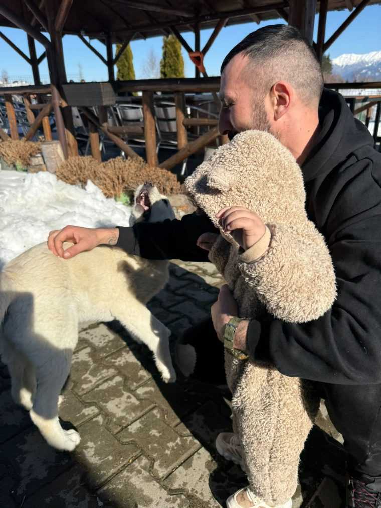 Dincolo de gratii sunt și părinți. Ore petrecute în familie pentru deținuții eligibili de la Mioveni