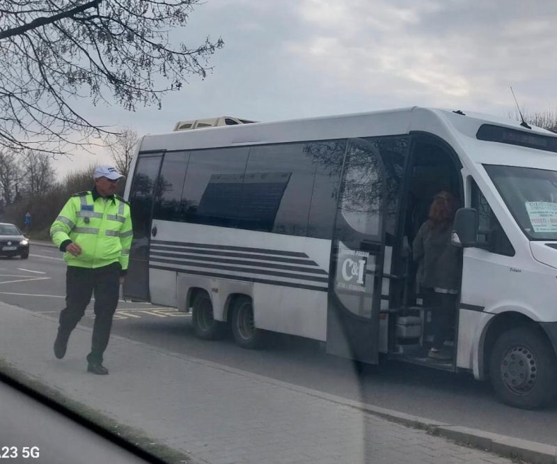 politia_maxi taxi